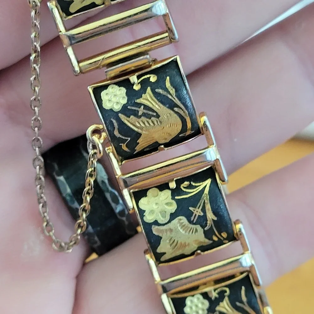 The Unbranded Brand chain listed bracelet